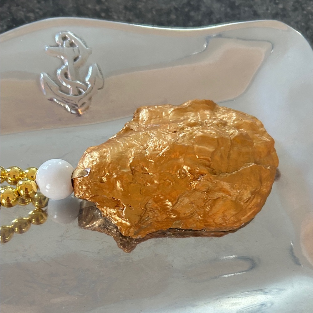 Handcrafted Shell On a Oyster Shell - Picture 4 of 4